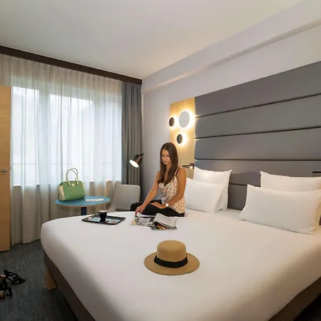 Novotel Brussels Centre Midi Saint-Gilles Exterior photo